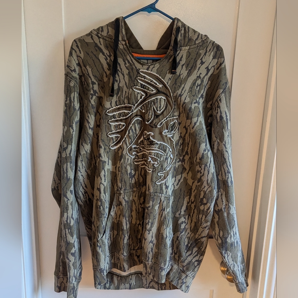 Legendary Whitetail sweatshirt